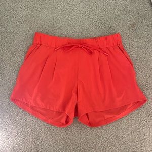 Lululemon Stroll at Sundown Short 3”